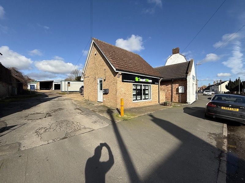 Property photo 1 of 7 2694-Pra12838-1-Raw