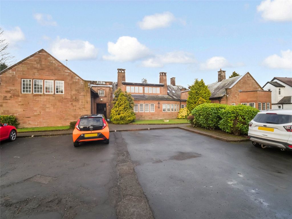 Property photo 1 of 13 Front