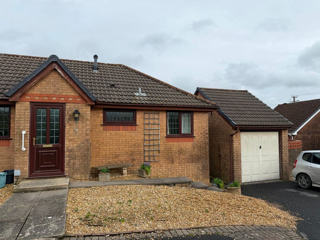 Property photo 1 of 21