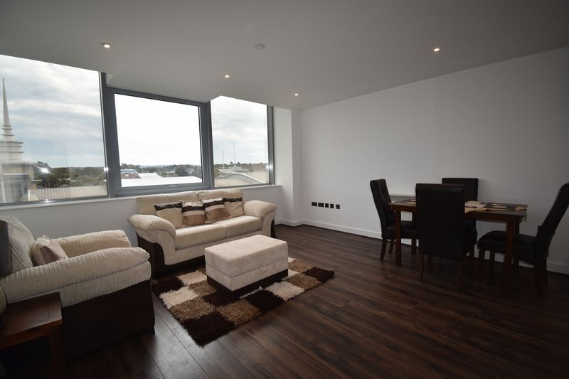 Property photo 1 of 5 Photo 3