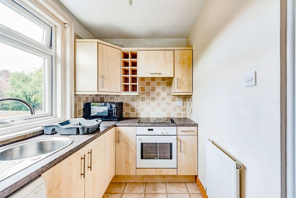 Property photo 3 of 16