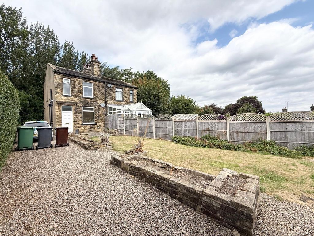 Property photo 1 of 11 Picture No. 23
