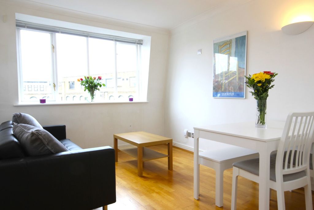 Property photo 2 of 17 2774645