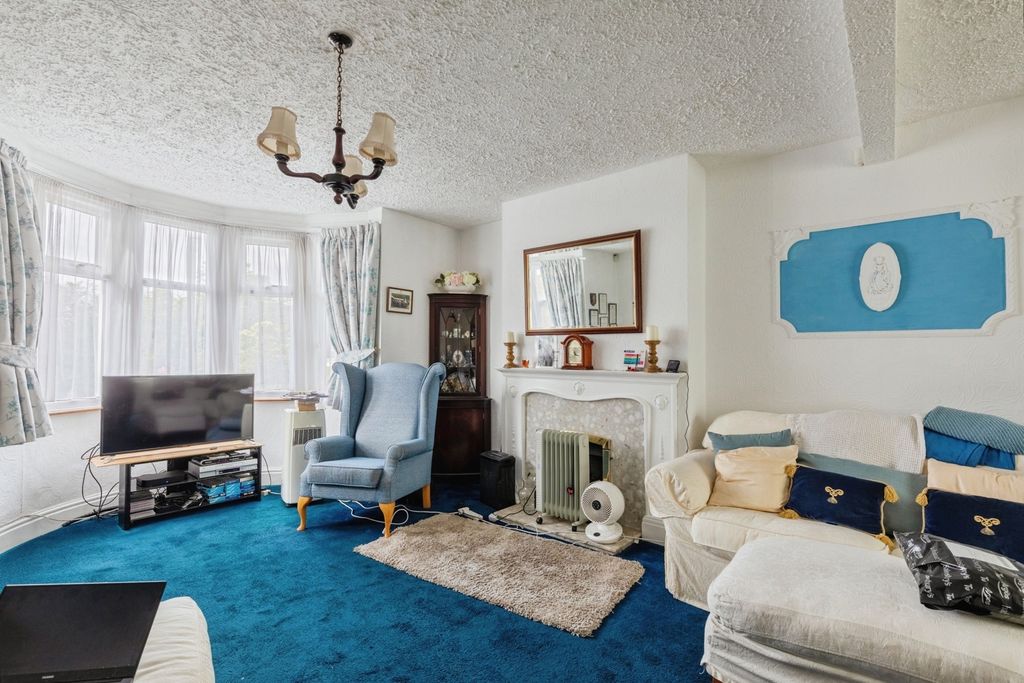 Property photo 2 of 23 Pbox-Img.Jpg