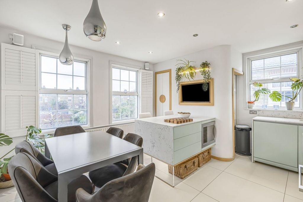 Property photo 2 of 11 Picture No. 04