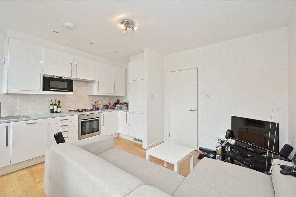 Property photo 1 of 8