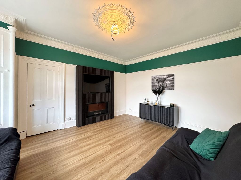 Property photo 3 of 24