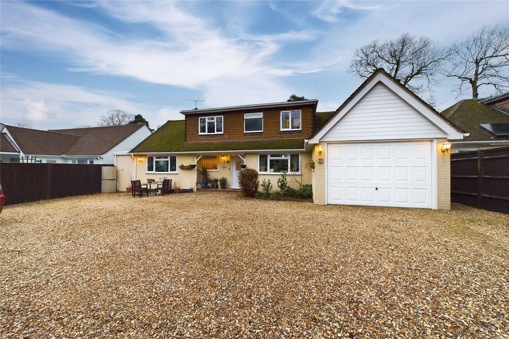 Property photo 1 of 17 Picture No. 03