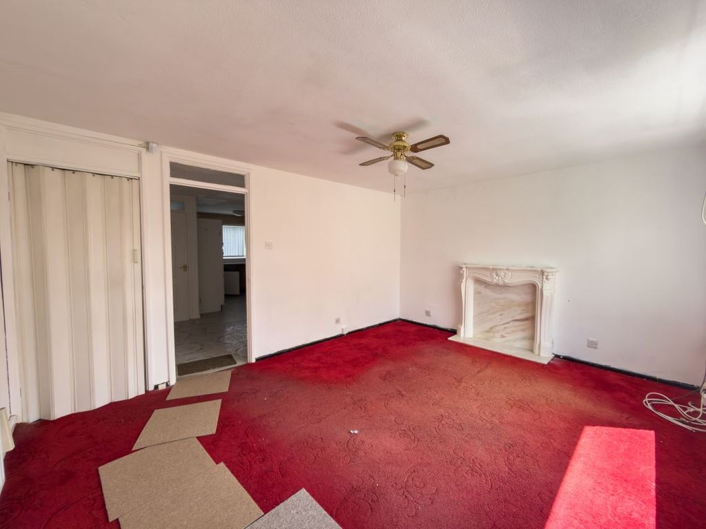 Property photo 2 of 10 Image 2