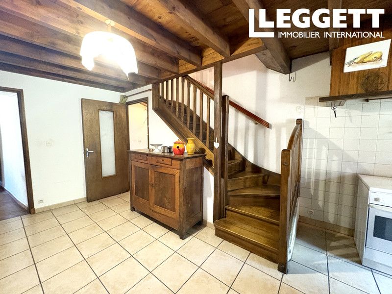 Property photo 2 of 10