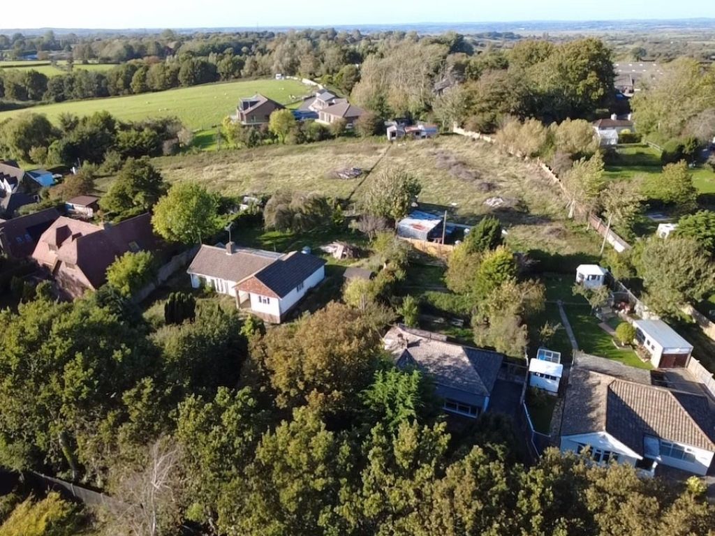 Property photo 2 of 20