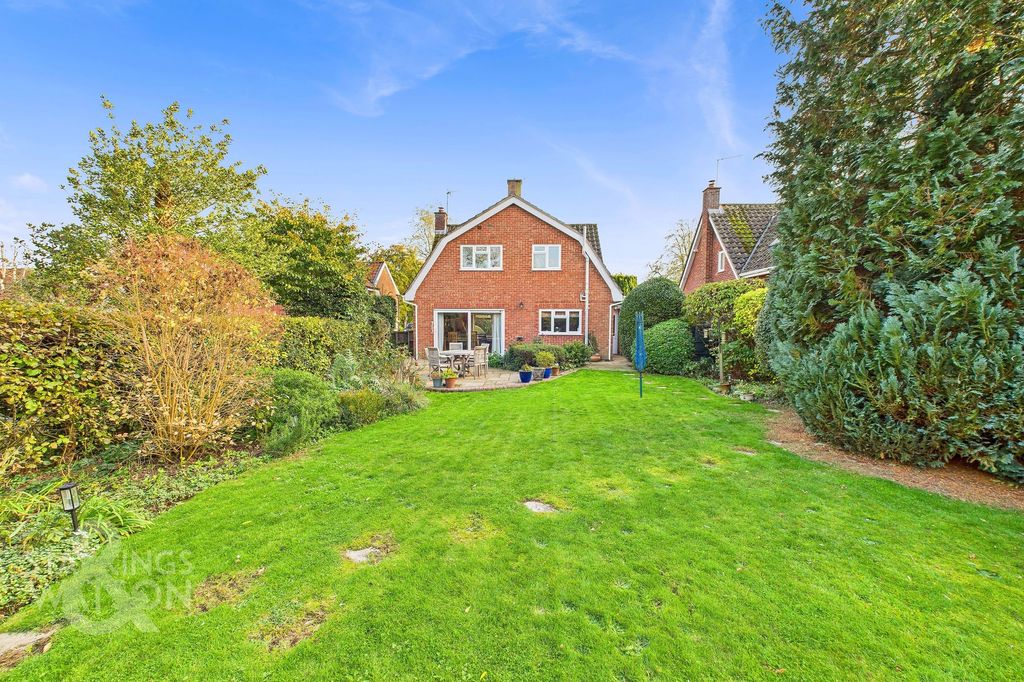 Property photo 1 of 23