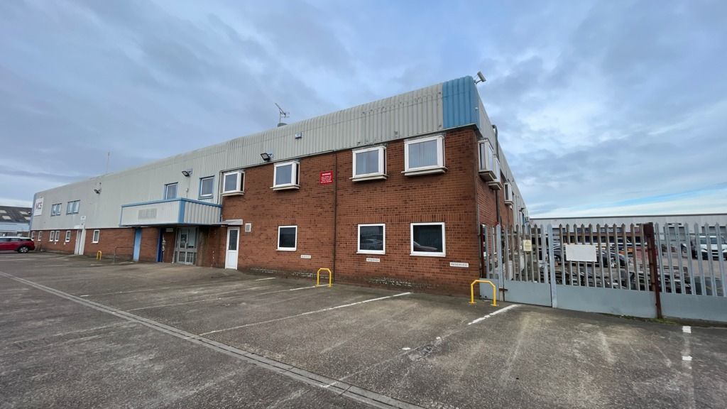 Property photo 1 of 8 Photo 18