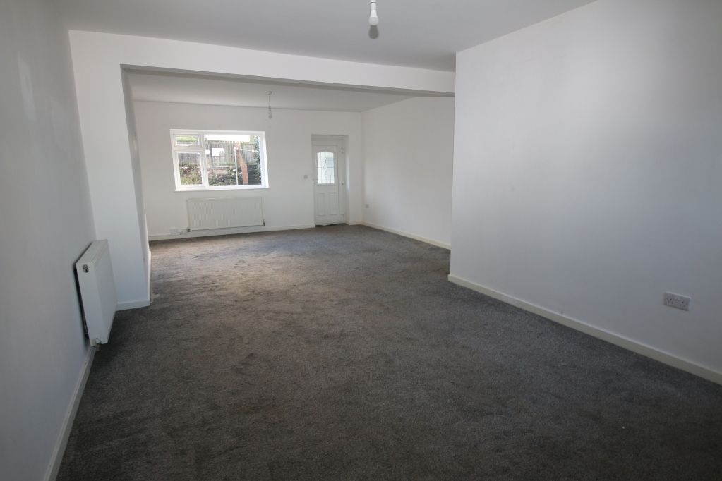 Property photo 2 of 10 Picture No. 06