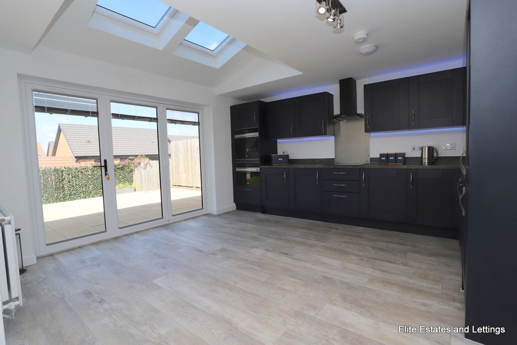 Property photo 2 of 23 02-Img_2125