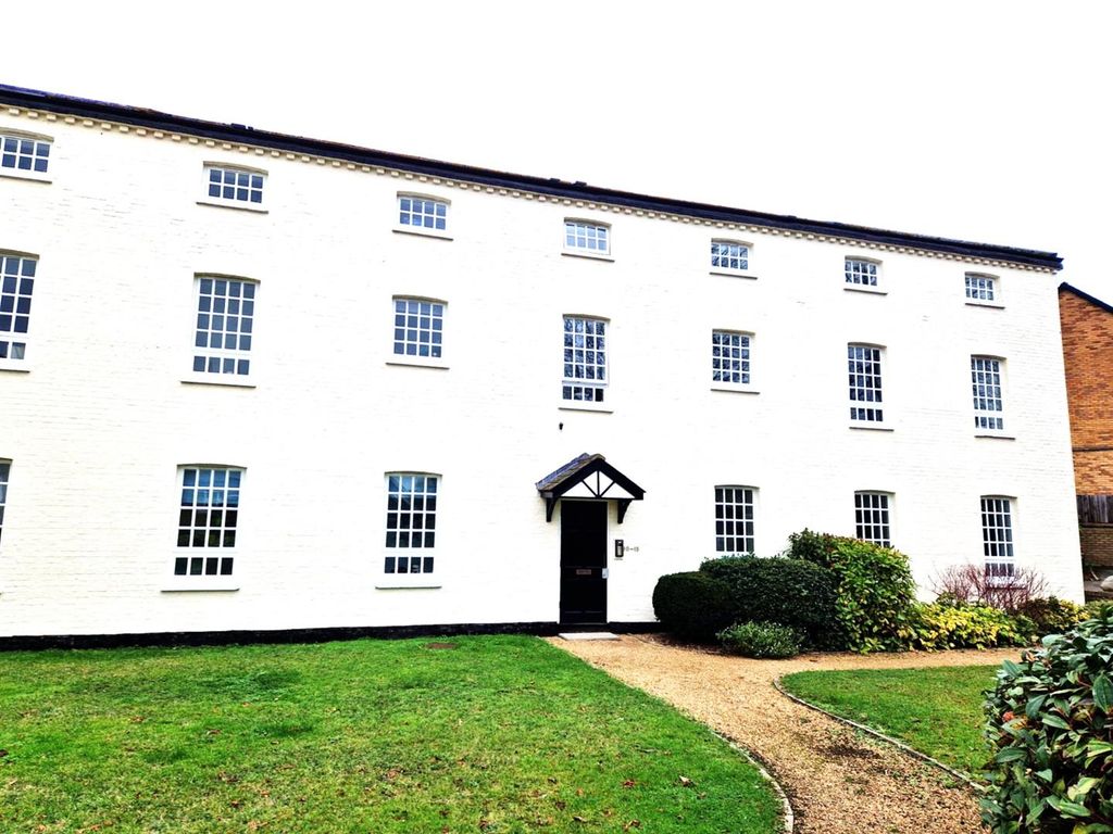 Property photo 1 of 11 1000011818.Jpg