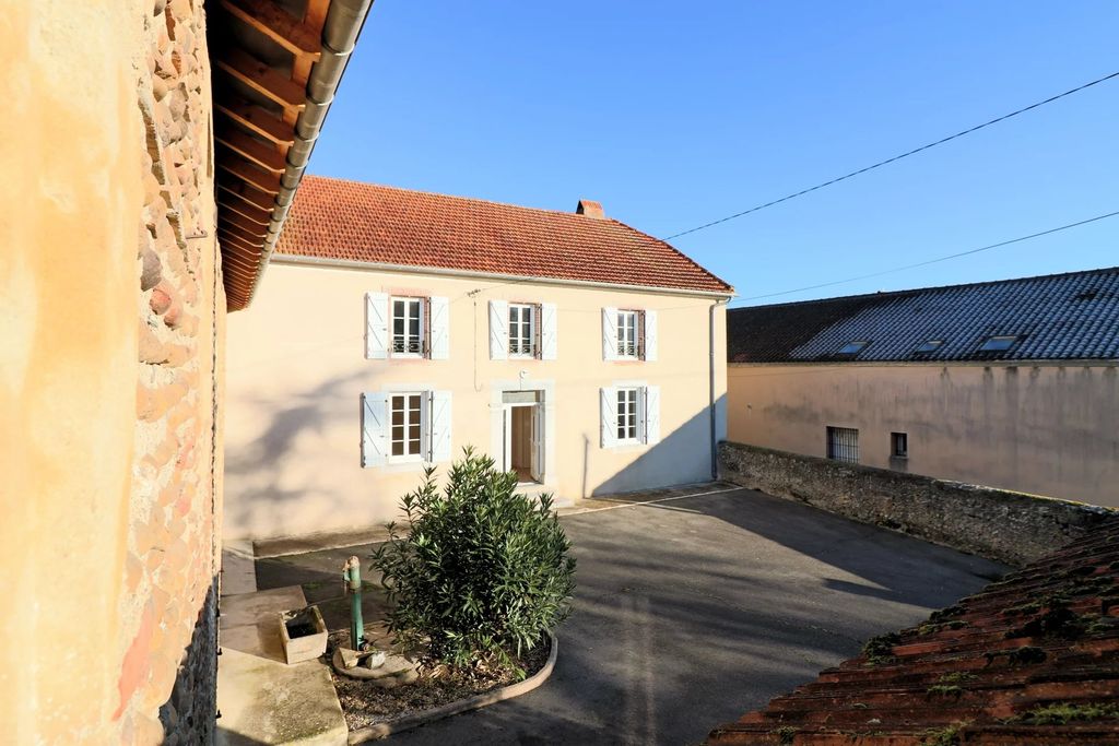 Property photo 2 of 41 95Ff962d4Bc16Be7Ff06c459528Bf87c_555Acd04Eb_1920-Big