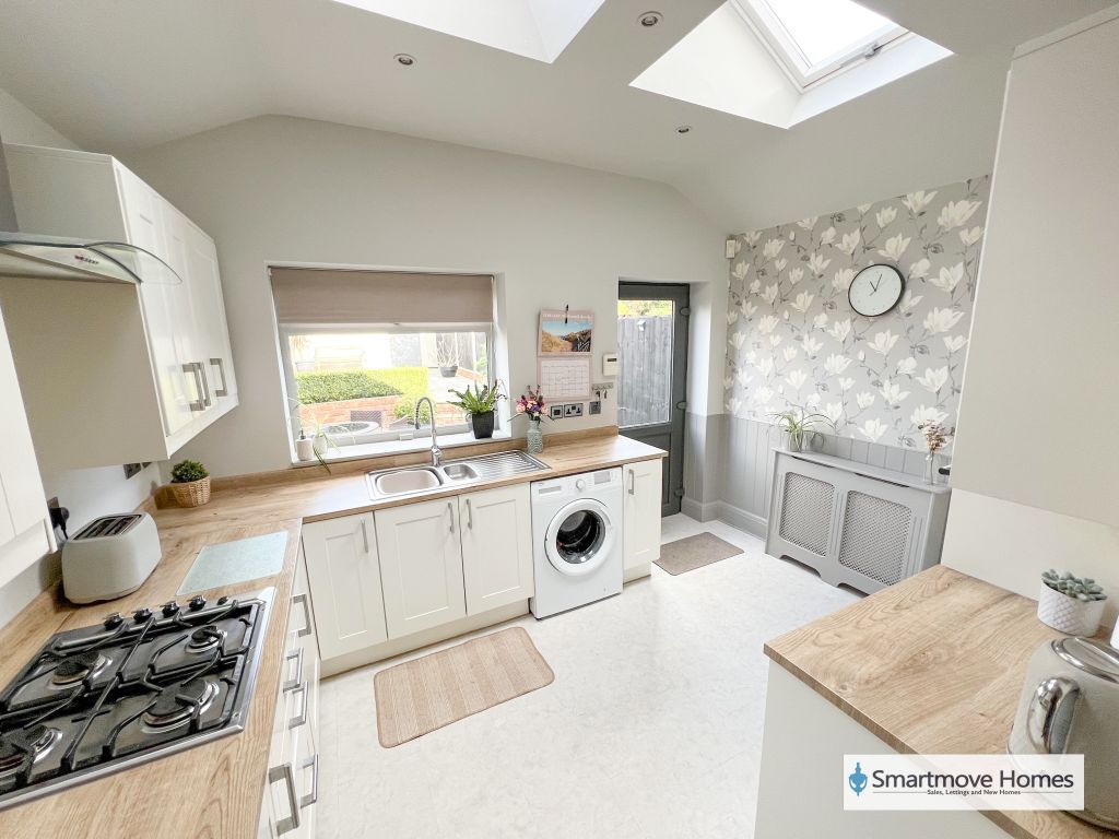 Property photo 3 of 18