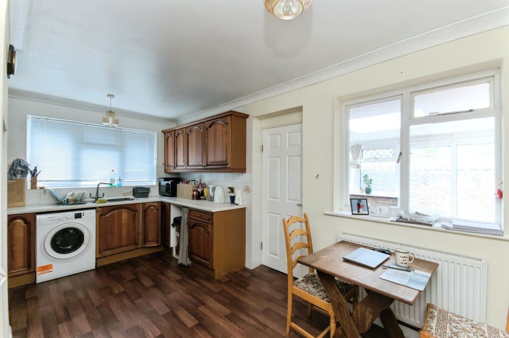 Property photo 3 of 30 Pbox-Img.Jpg