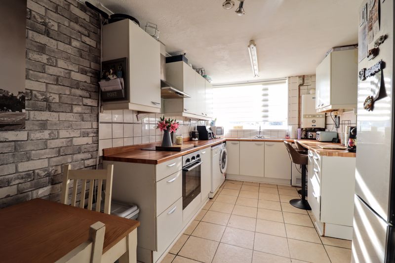 Property photo 2 of 13 Kitchen/Diner