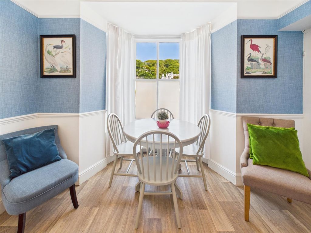 Property photo 3 of 13 Cam02742G0-Pr0025-Still020.Jpg
