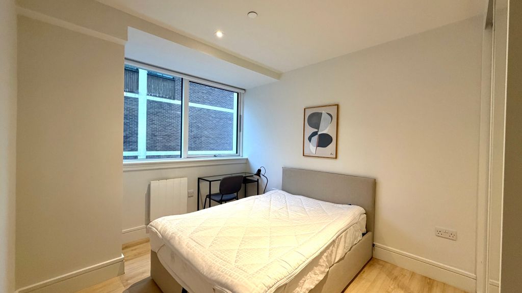 Property photo 3 of 19 Bedroom