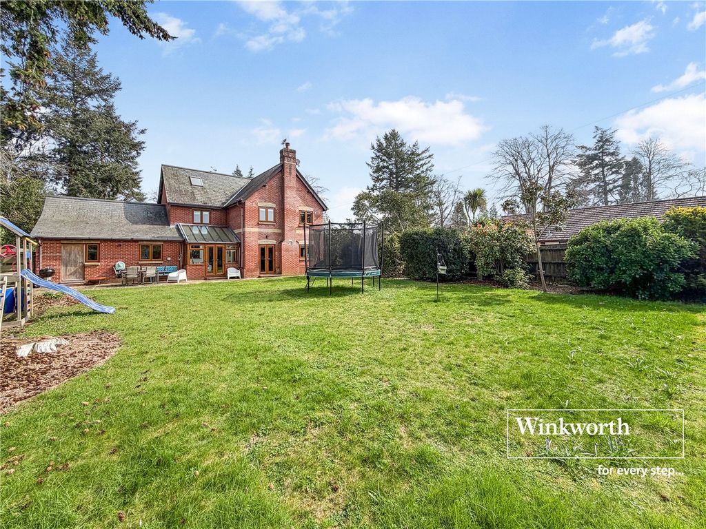Property photo 1 of 21 Picture No. 29
