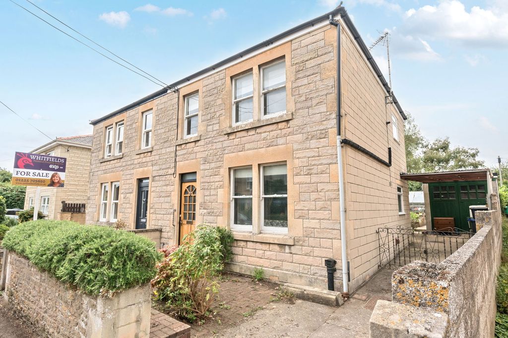 Property photo 1 of 21