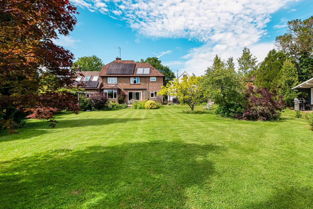 Property photo 1 of 31