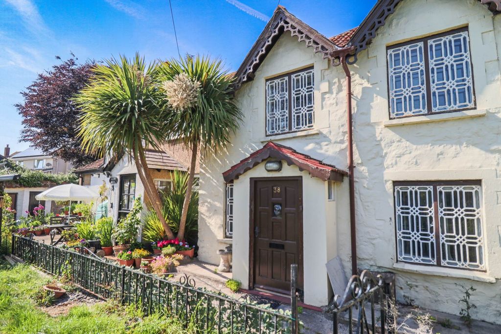 Property photo 1 of 16