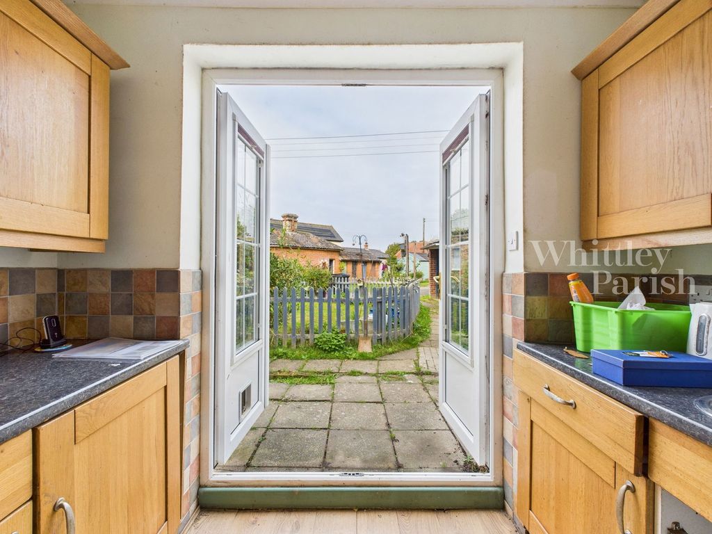 Property photo 3 of 28