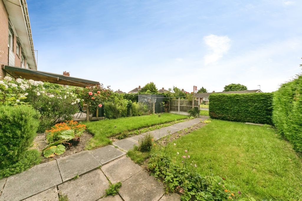 Property photo 3 of 20 Pbox-Img.Jpg