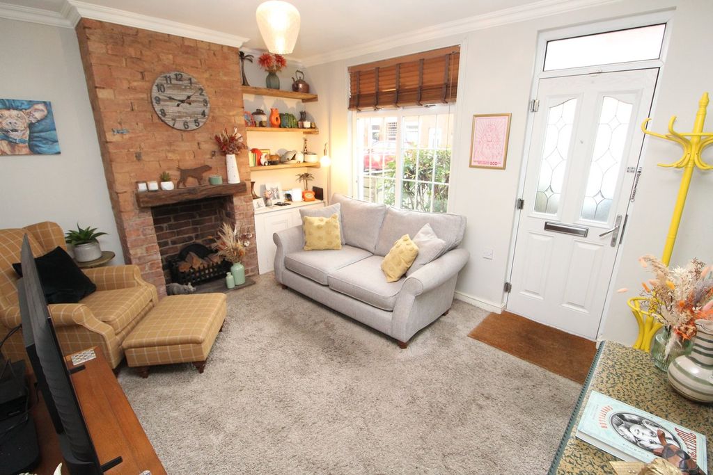 Property photo 3 of 16