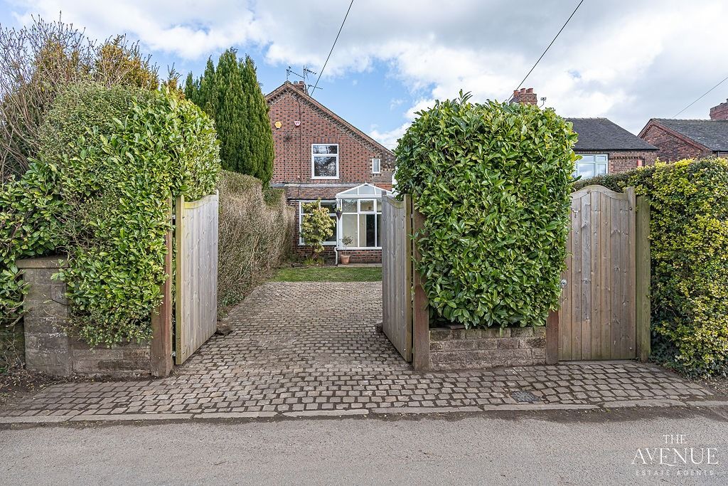 Property photo 3 of 24 3958956