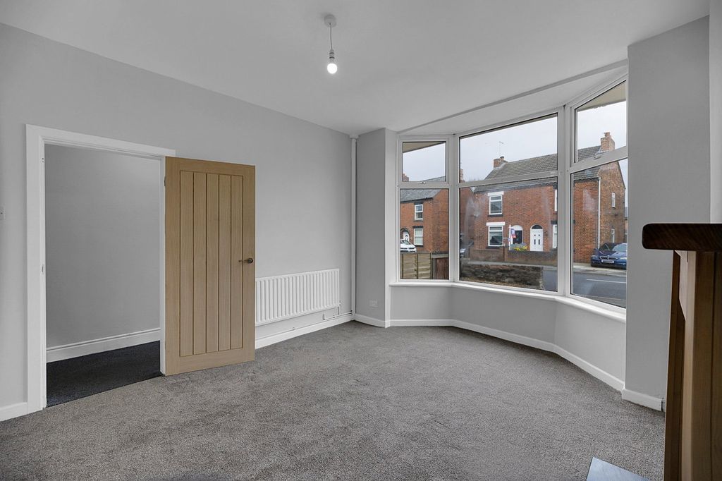 Property photo 2 of 21