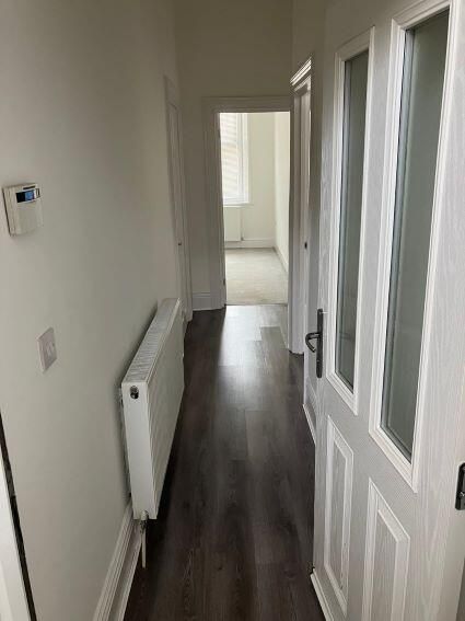 Property photo 2 of 8 Hallway