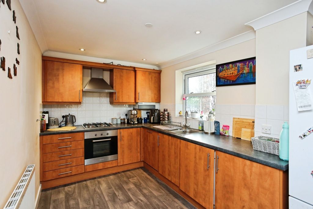 Property photo 3 of 14 Pbox-Img.Jpg