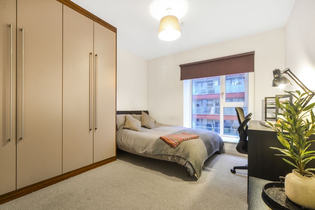 Property photo 2 of 26 Courtyard Apartm...