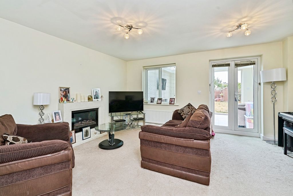 Property photo 2 of 26 Pbox-Img.Jpg