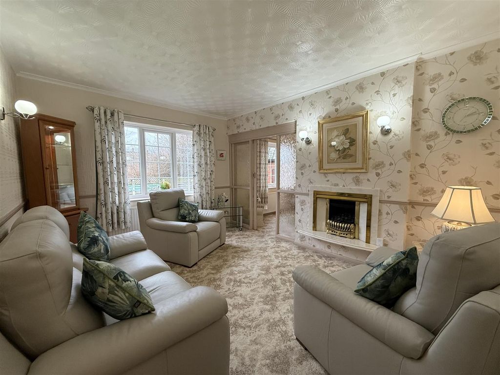 Property photo 2 of 9 Fullsizerender.Jpeg