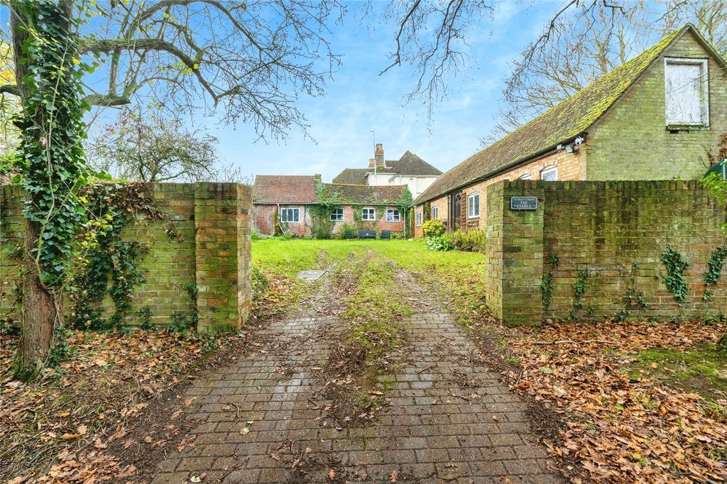 Property photo 2 of 21 Picture No. 62