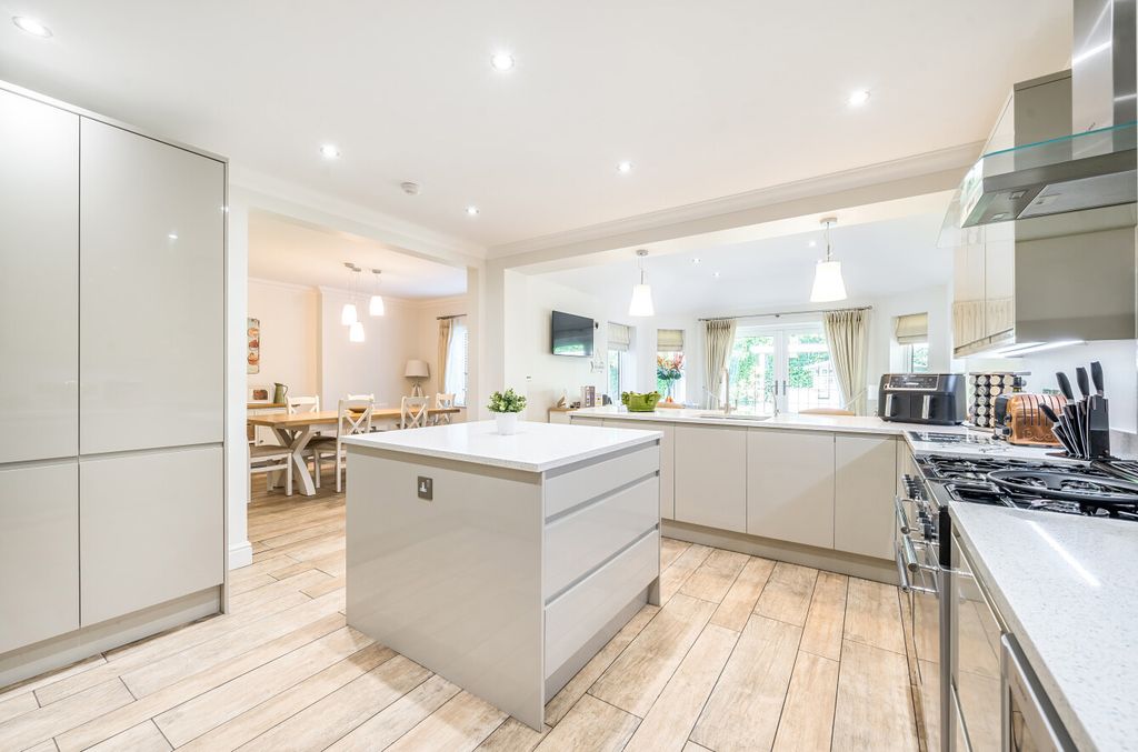 Property photo 3 of 23 1154955 (12).Jpg