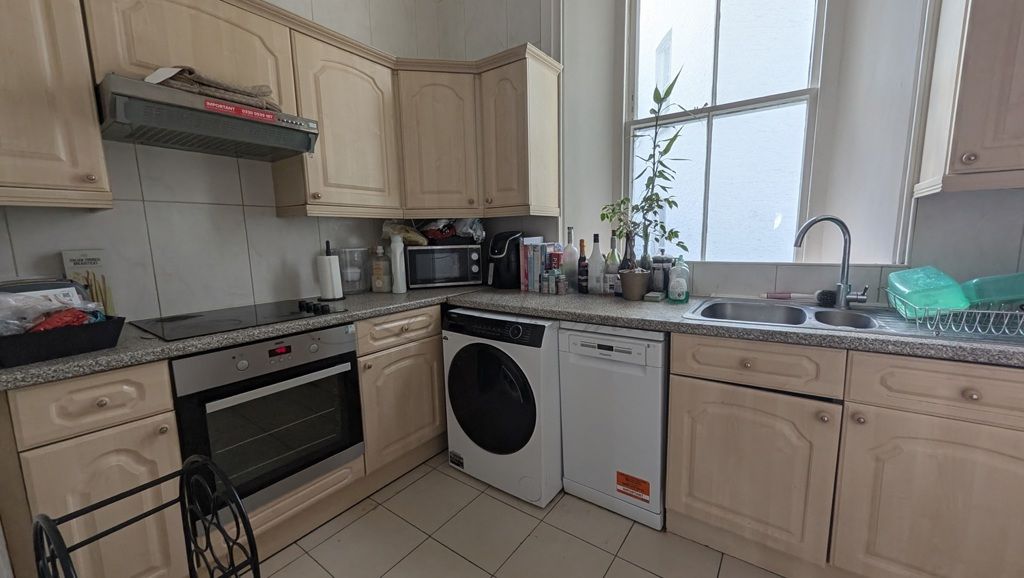 Property photo 3 of 14 Jpg