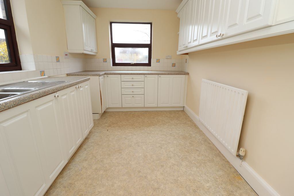 Property photo 3 of 8 Img_0479