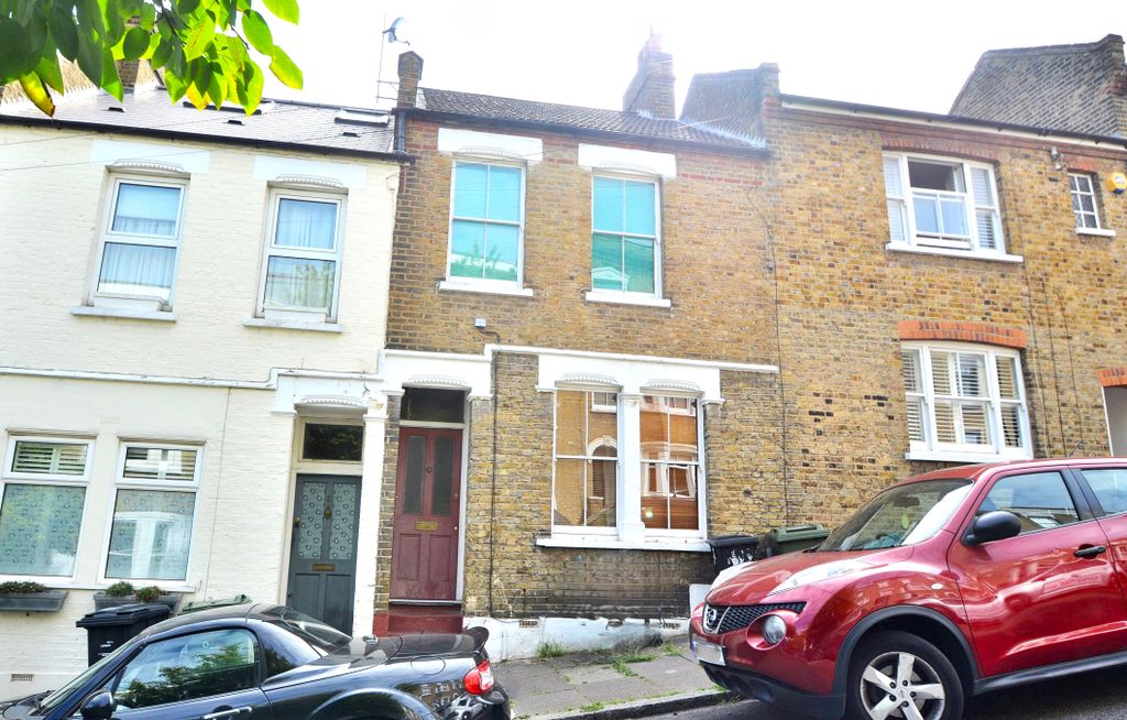 Property photo 1 of 9