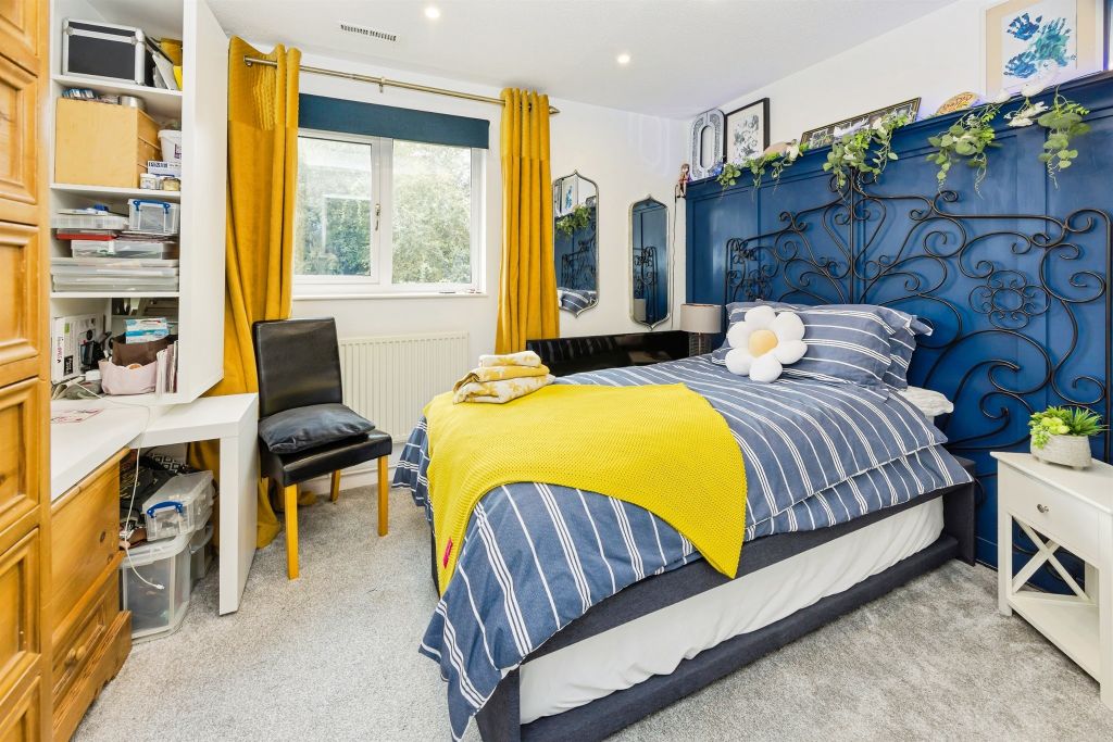 Additional image 10 of 2 bed terraced house for saleLancelot Close, Ifield, Crawley RH11