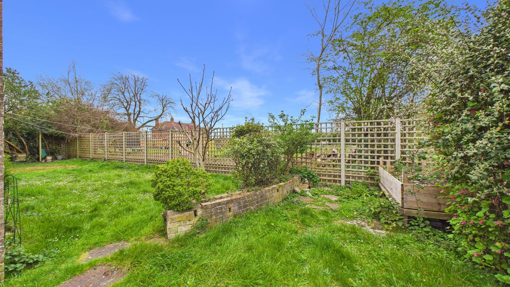 Property photo 3 of 13