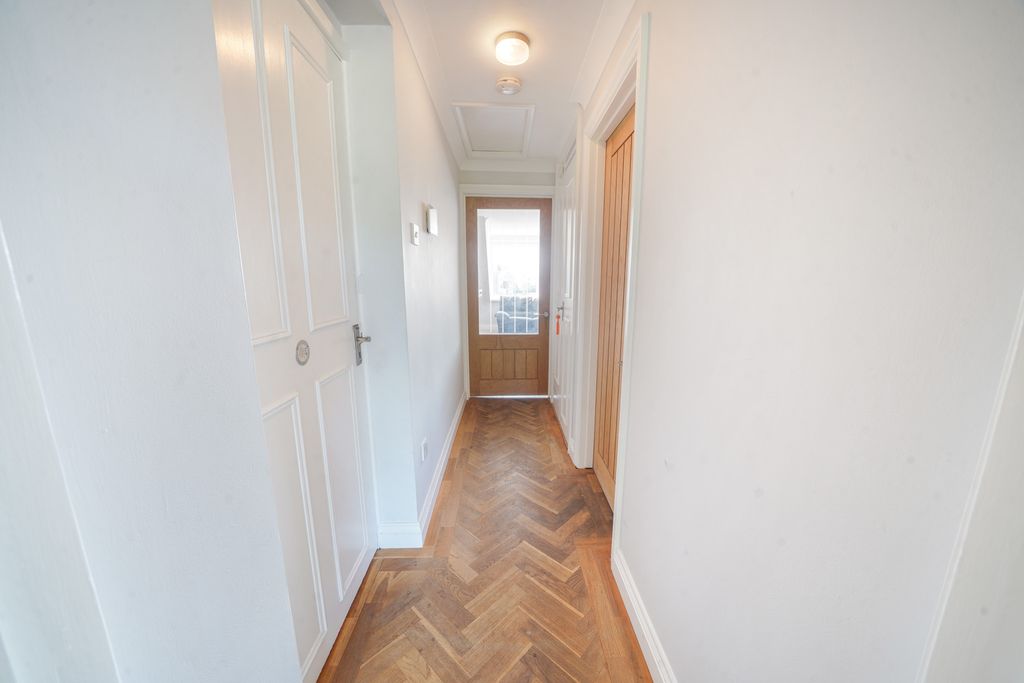 Property photo 2 of 15 7