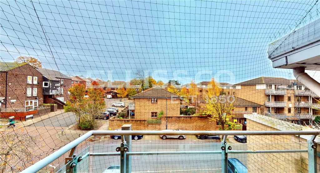 Property photo 1 of 24 Picture No. 03