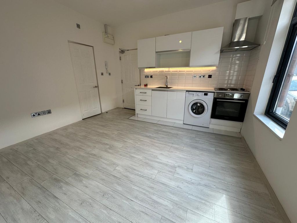 Property photo 2 of 7 View